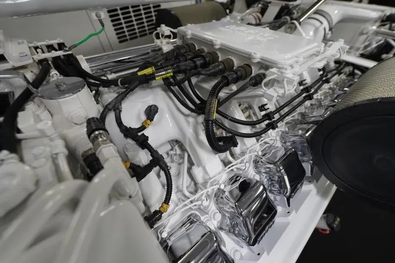 Seahawk Yacht Photos Pics 