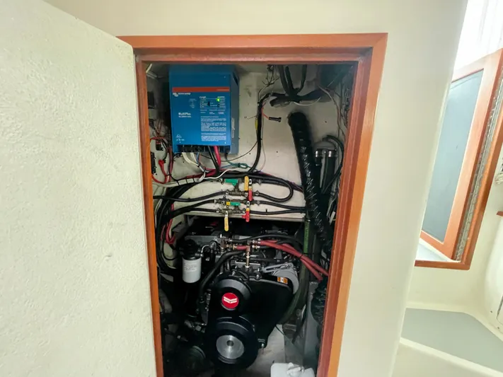 Leslie Ann Yacht Photos Pics 