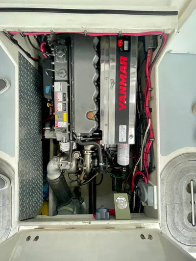 Leslie Ann Yacht Photos Pics 