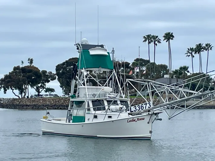 Leslie Ann Yacht Photos Pics 