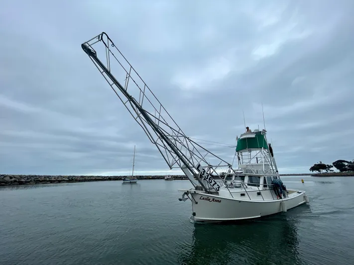 Leslie Ann Yacht Photos Pics 