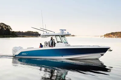 Boston Whaler 330 Outrage