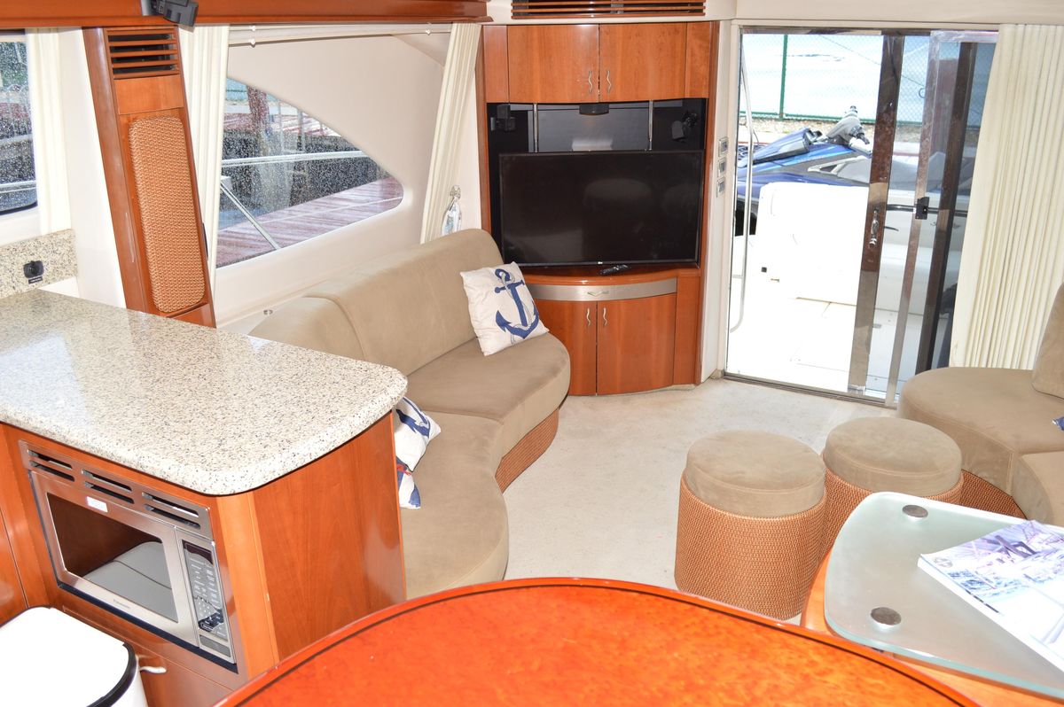 2005 Sea Ray 55 