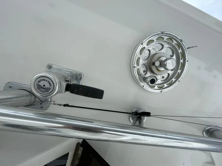  Yacht Photos Pics Close-up of fishing equipment on a 2000 Venture 34 Tournament boat.