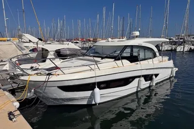 2023 Beneteau Antares 11 OB