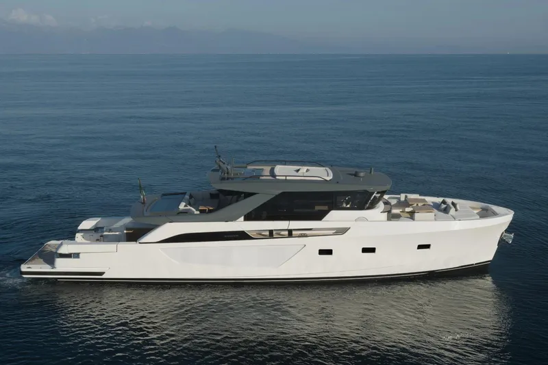  Yacht Photos Pics Bluegame BGX73 - D Yachts