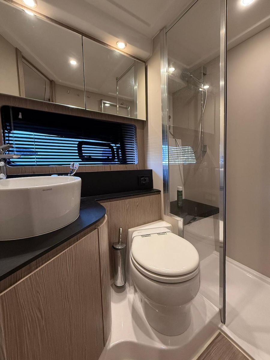 2019 Azimut 47 