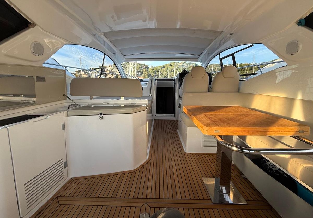 2019 Azimut 47 
