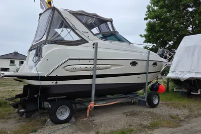 1998 Maxum 2800 SCR