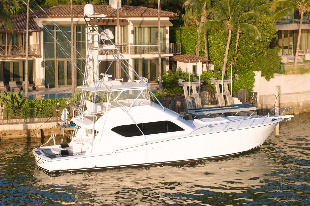 2005 Hatteras 60 