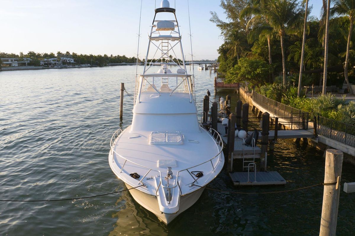 2005 Hatteras 60 