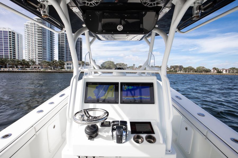 2016 Yellowfin 34 Center Console