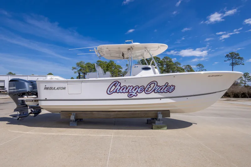 Change Order Yacht Photos Pics 2018 Regulator 31 boat named "Change Order" on display with Yamaha engines.