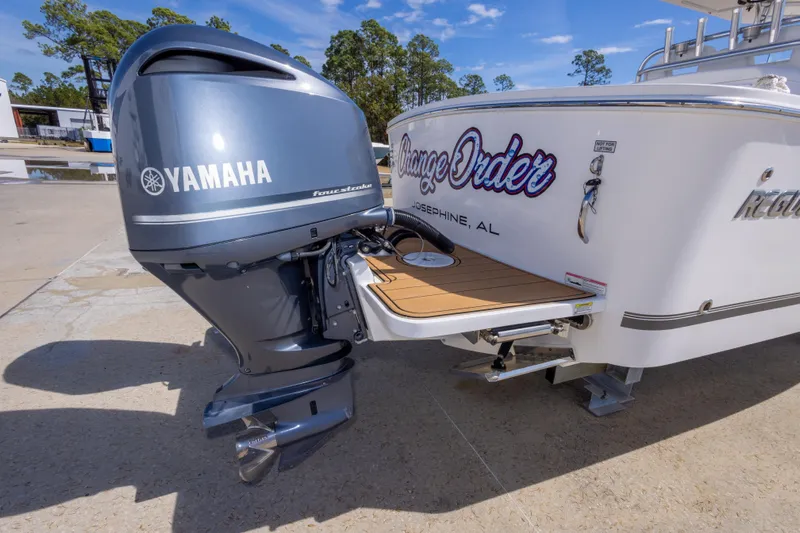 Change Order Yacht Photos Pics 2018 Regulator 31 boat with Yamaha outboard motor, docked in Josephine, AL.