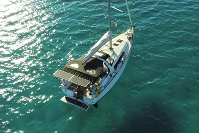 2020 Beneteau Oceanis 35.1