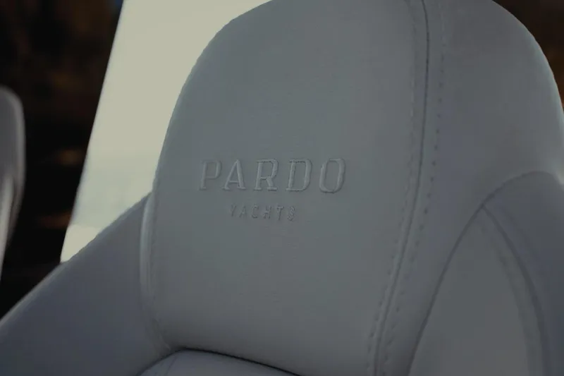 Mathloe Yacht Photos Pics Pardo Yacht 43 - Vente bateaux occasions Méditerranée 