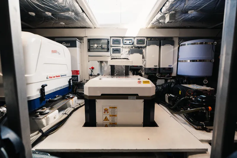 Mathloe Yacht Photos Pics Pardo Yacht 43 - Vente bateaux occasions Méditerranée 