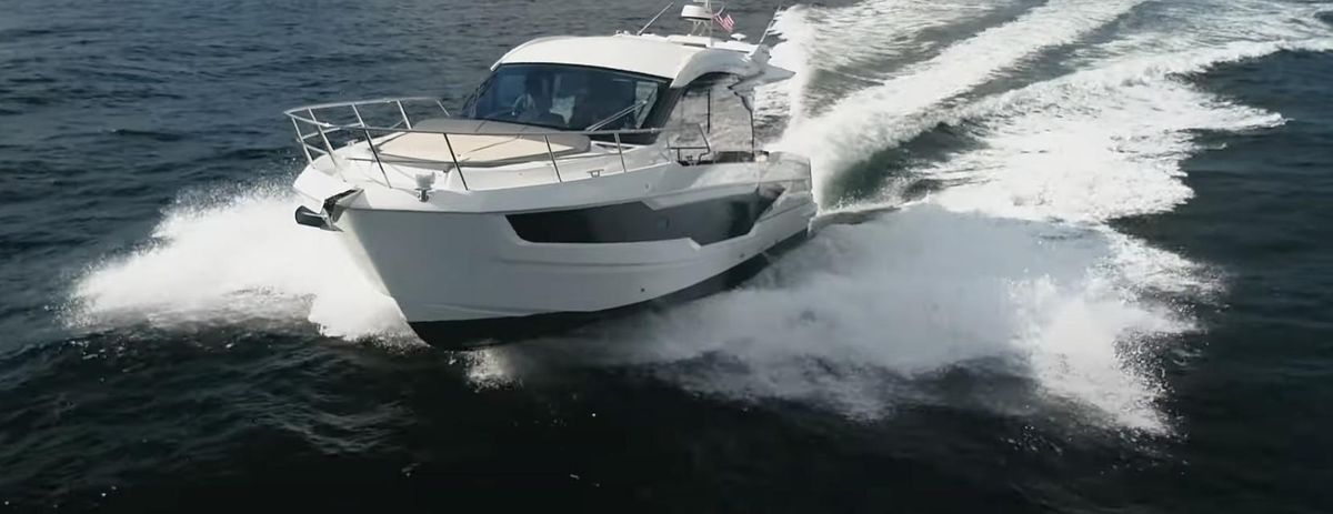 2022 Galeon 410HTC