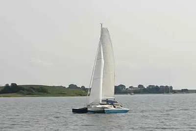 1994 Corsair F27