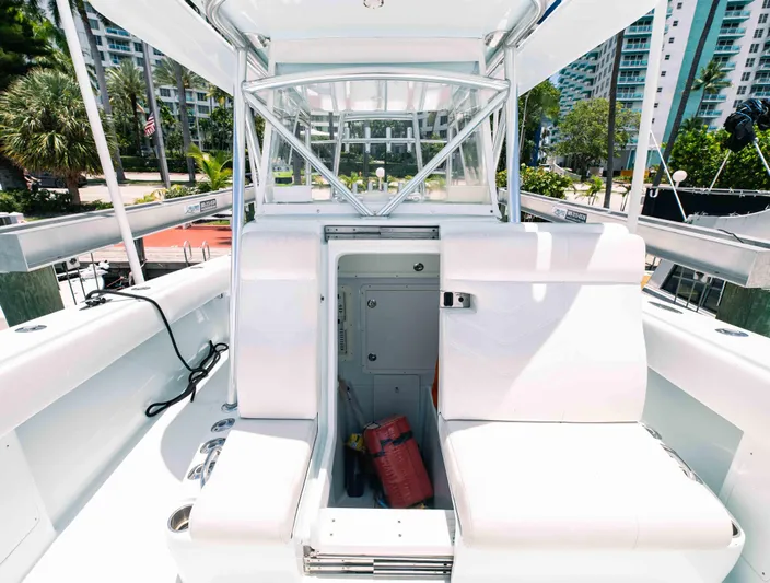  Yacht Photos Pics 2017 SeaVee Z 39 boat interior with seating and storage compartment.