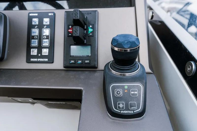 Live More Yacht Photos Pics 