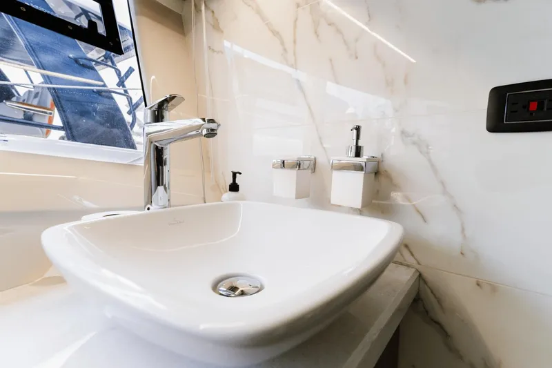 Live More Yacht Photos Pics 