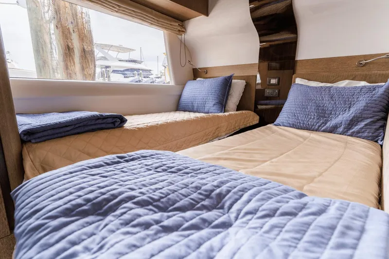 Live More Yacht Photos Pics 