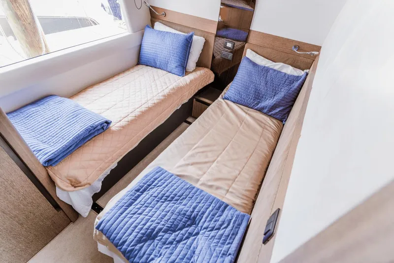 Live More Yacht Photos Pics 