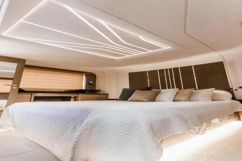 Live More Yacht Photos Pics 