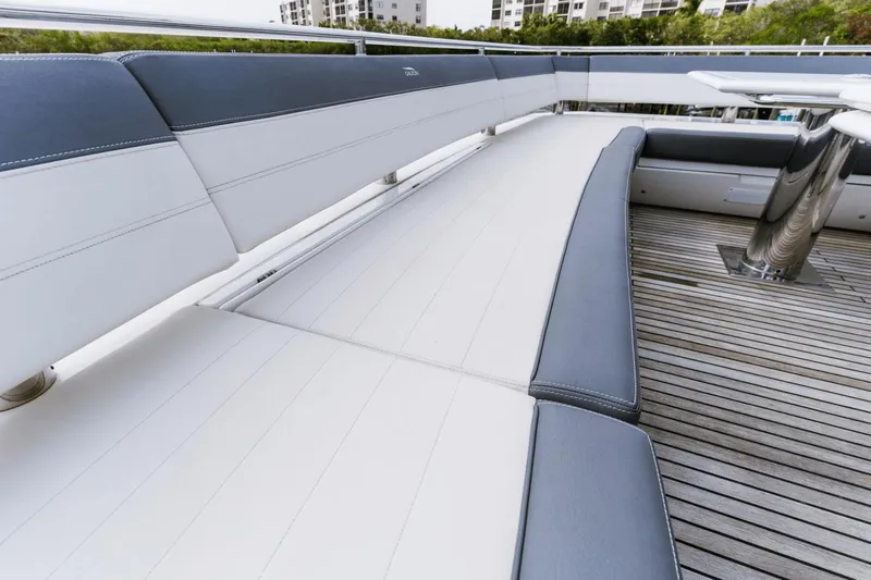 Live More Yacht Photos Pics 