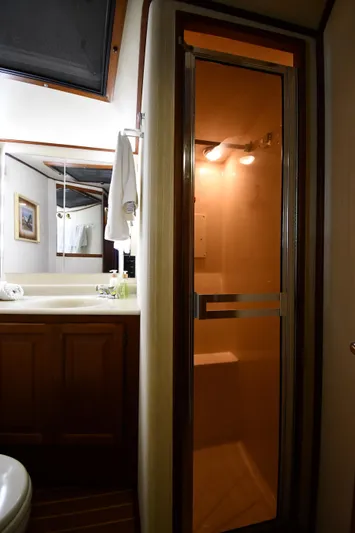 Stormy Yacht Photos Pics 