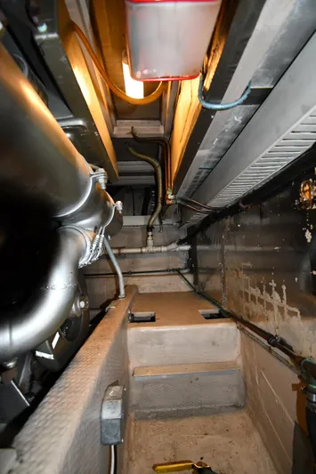 Stormy Yacht Photos Pics 