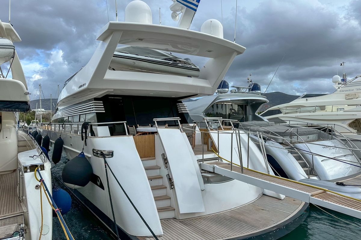 2001 Cantieri di Pisa 88 