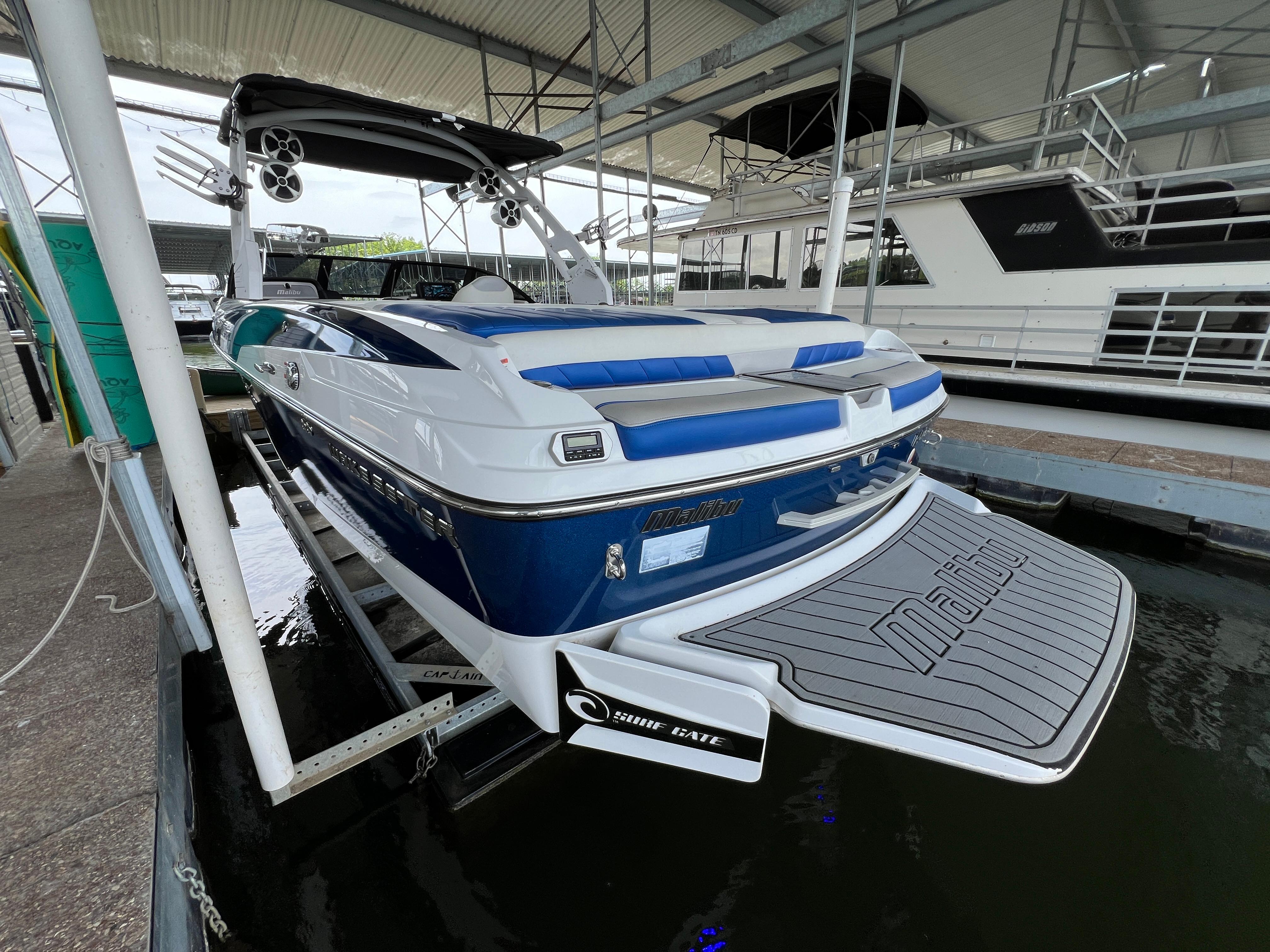 2017 Malibu Wakesetter 25 LSV Ski and Wakeboard for sale - YachtWorld