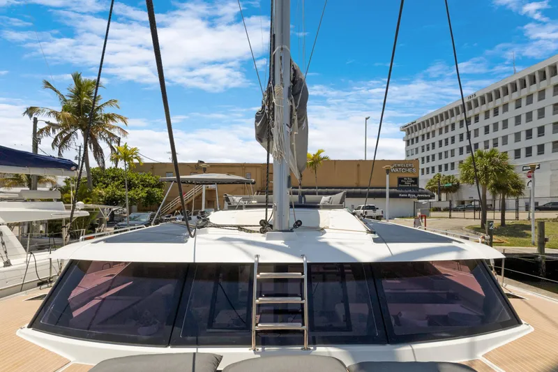 Satori Yacht Photos Pics 