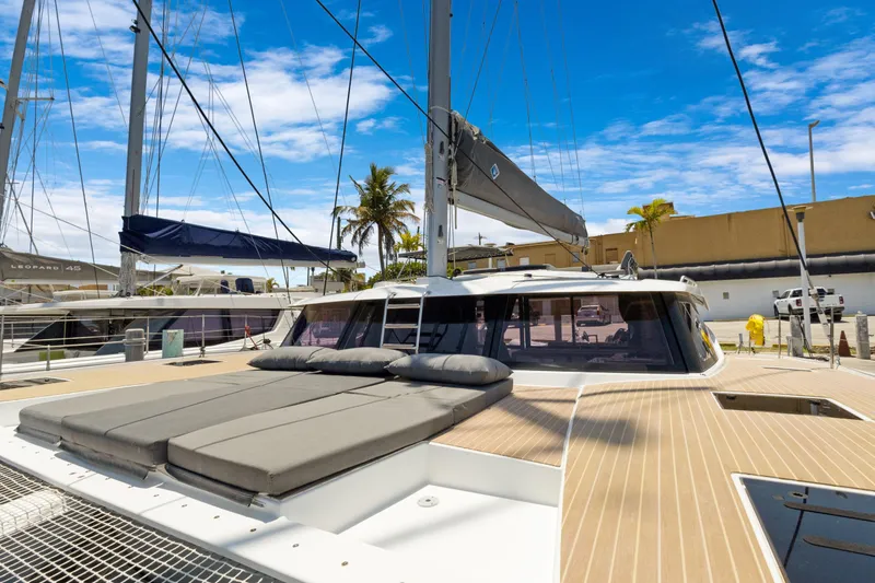 Satori Yacht Photos Pics 