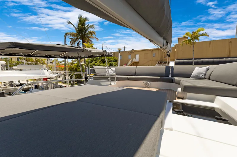 Satori Yacht Photos Pics 