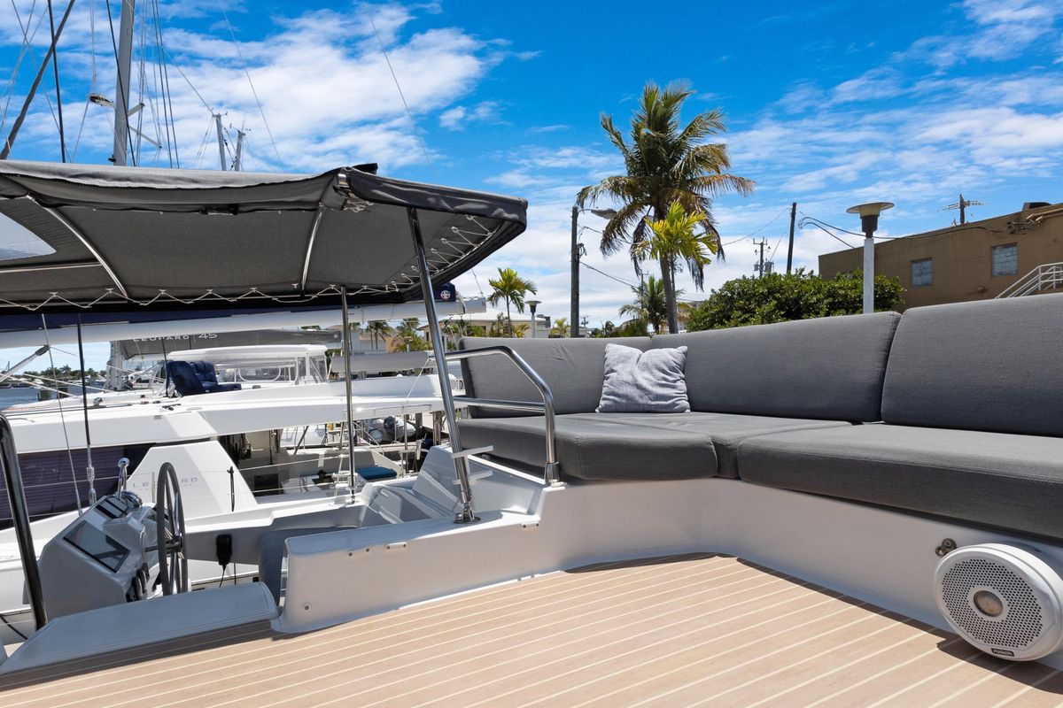 2022 Fountaine Pajot 47 