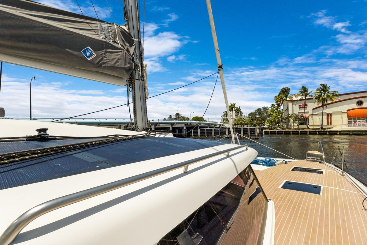 2022 Fountaine Pajot 47 