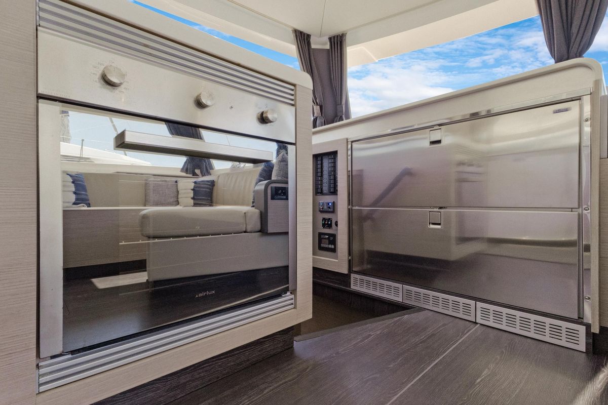 2022 Fountaine Pajot 47 