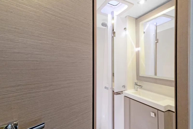 Satori Yacht Photos Pics 