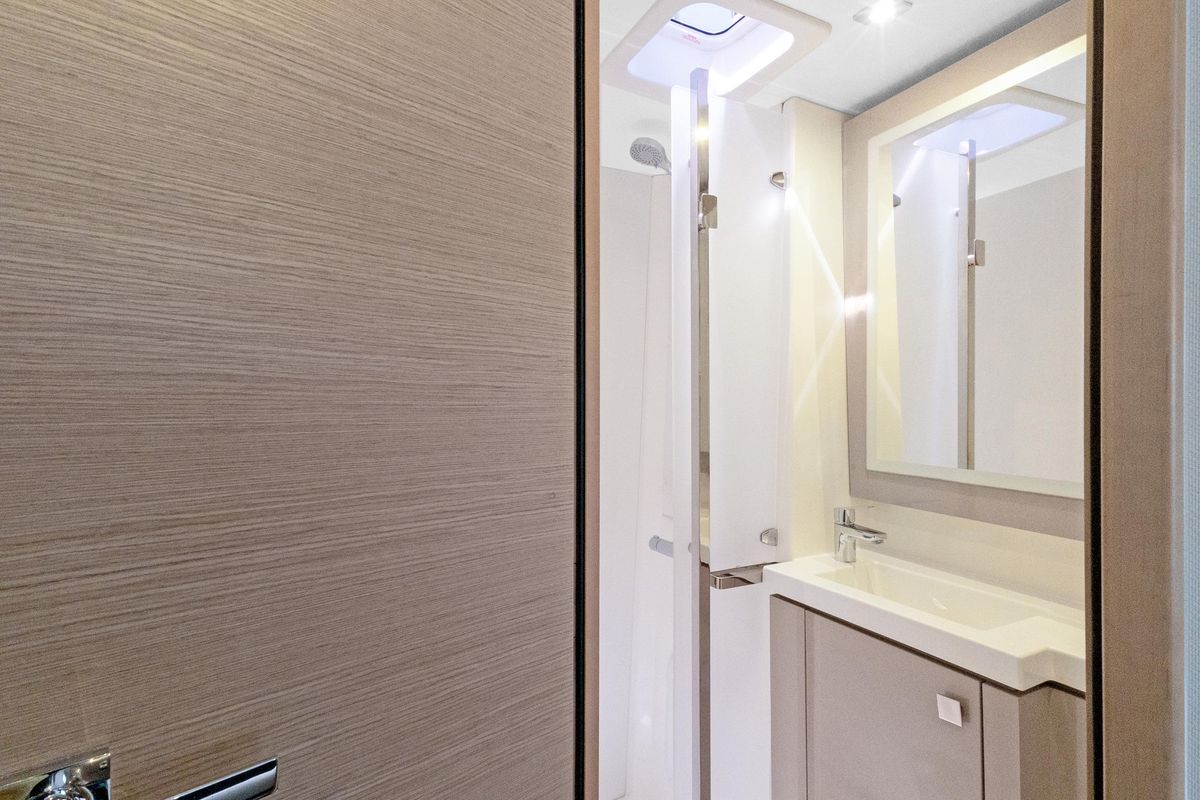 2022 Fountaine Pajot 47 
