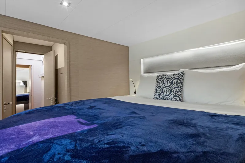 Satori Yacht Photos Pics 