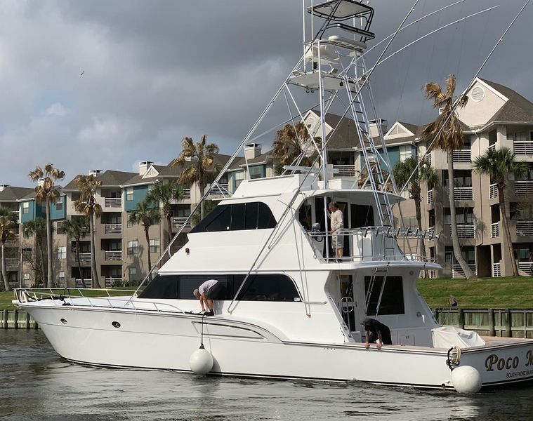 1996 Donzi Custom Enclosed Flybridge