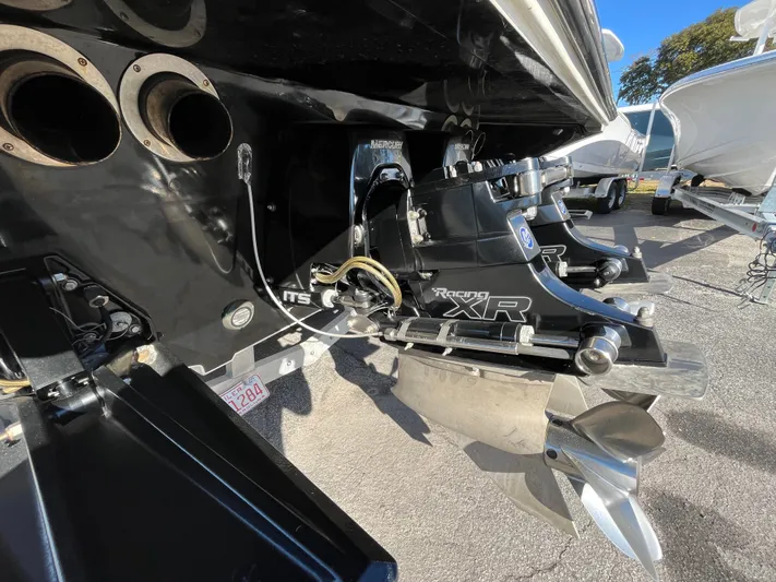  Yacht Photos Pics Rear view of a 2007 Fountain 35 Lightning boat with drive system.