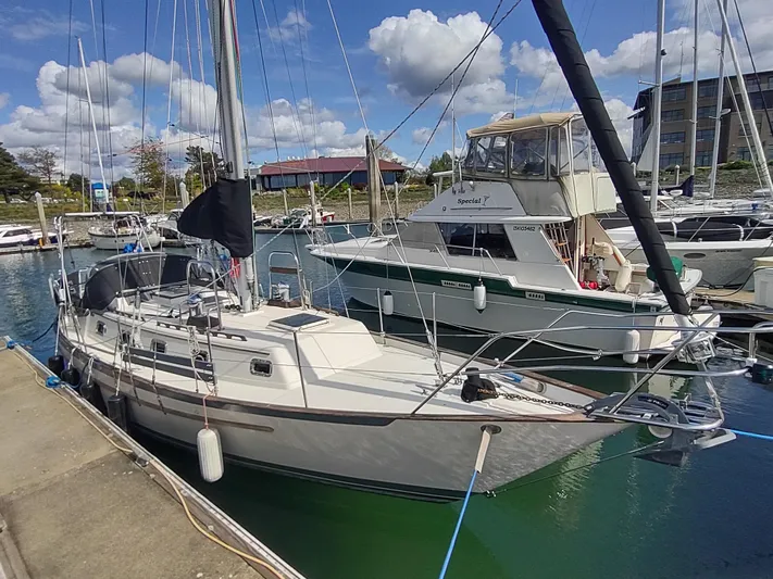 Wu Wei Yacht Photos Pics 