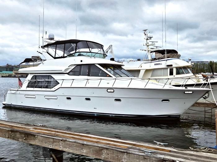 2000 Bayliner 52 