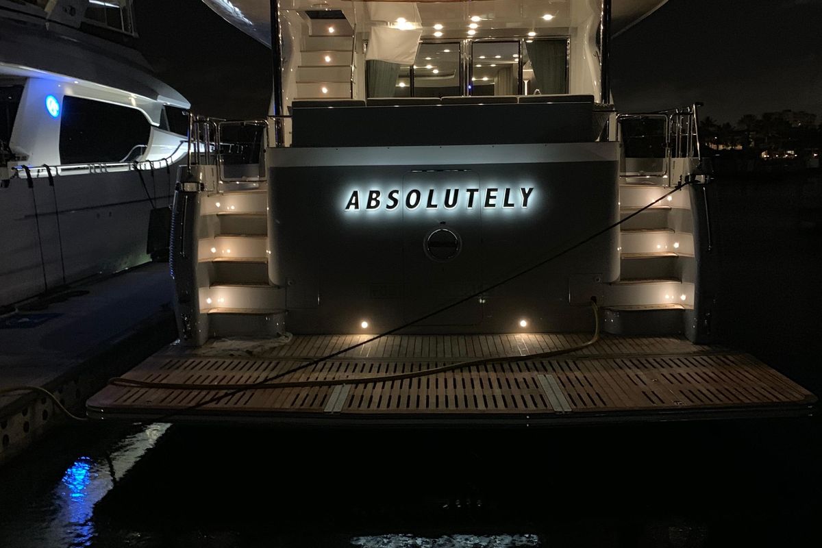 2019 CL Yachts 72 
