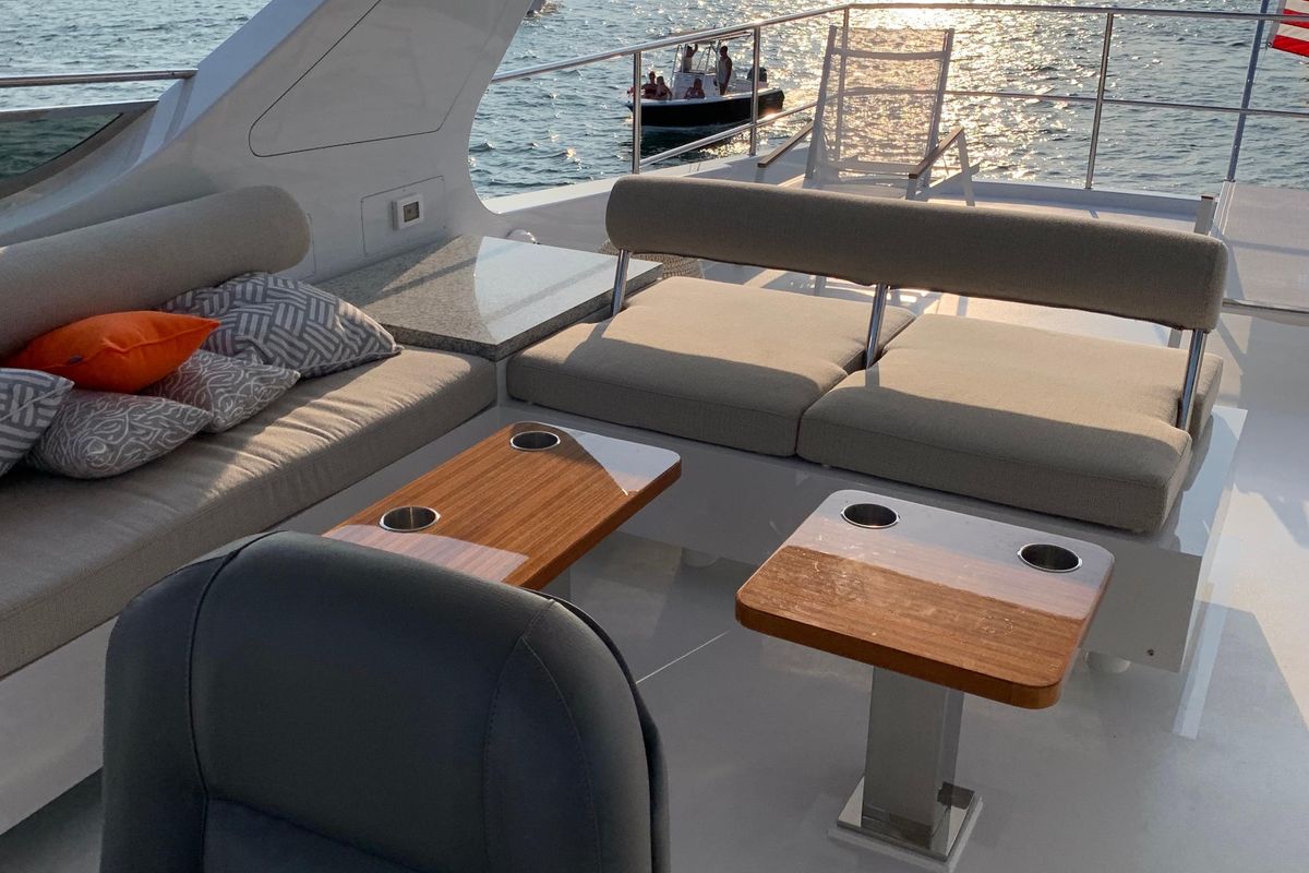 2019 CL Yachts 72 