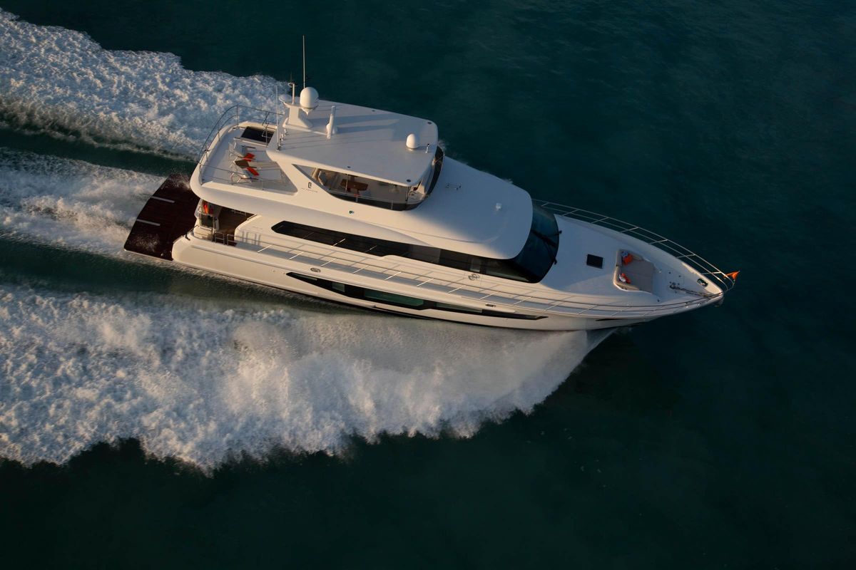 2019 CL Yachts 72 